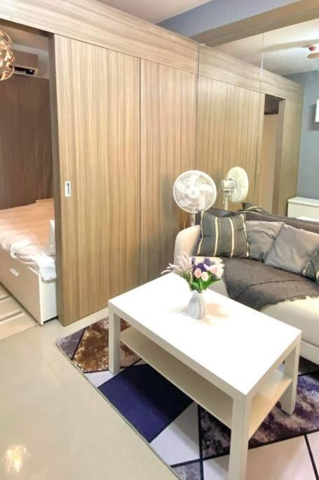 Fully Equipped 1Br Condo At Shore2 Near To Moa Manila Exterior photo